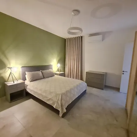 Walking Distance To Gzira Promenade, Tax Xbiex Promenade And Sliema Promenade *